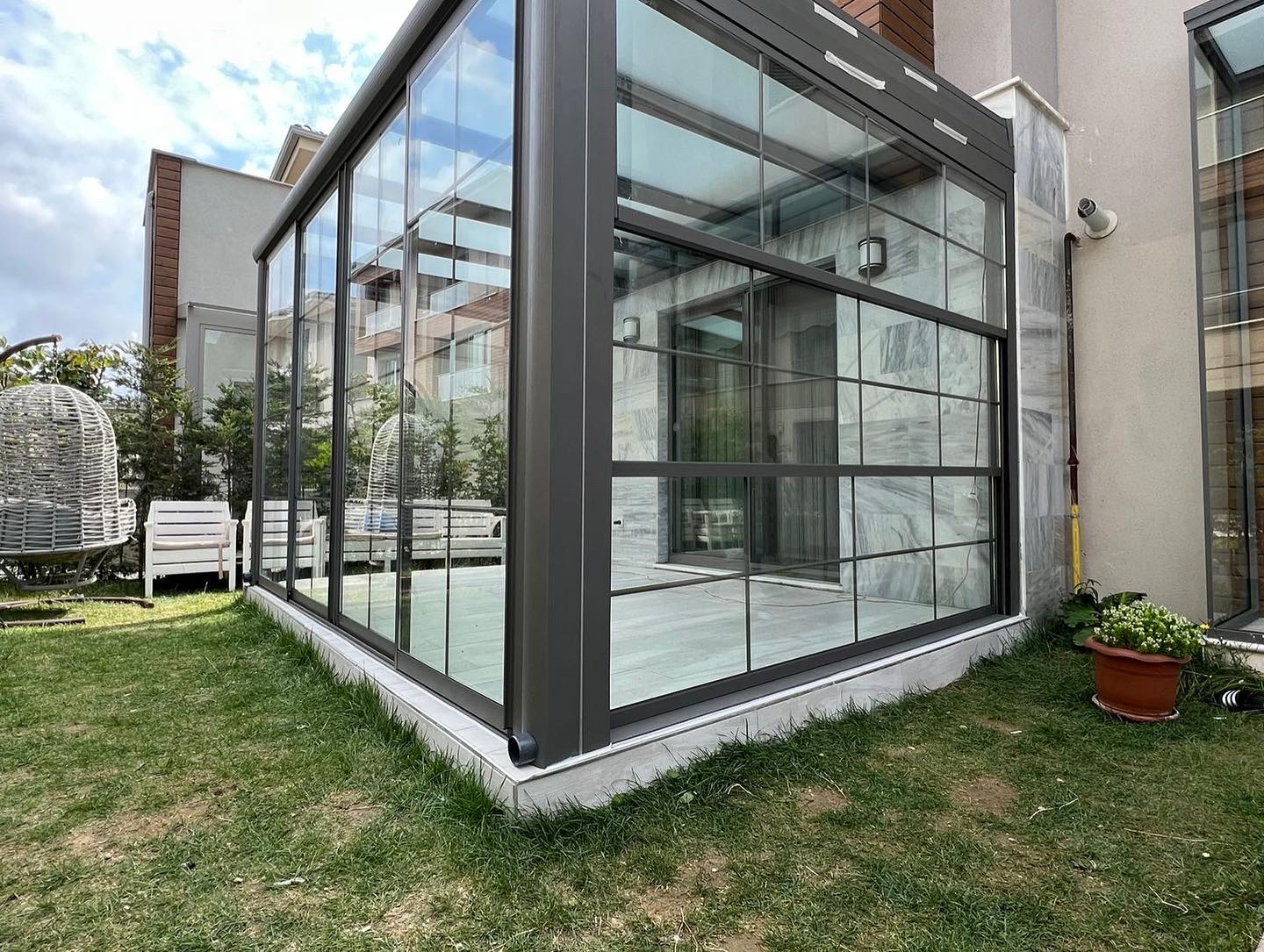 Dekar Asmalı Bahçeşehir Kış Bahçesi